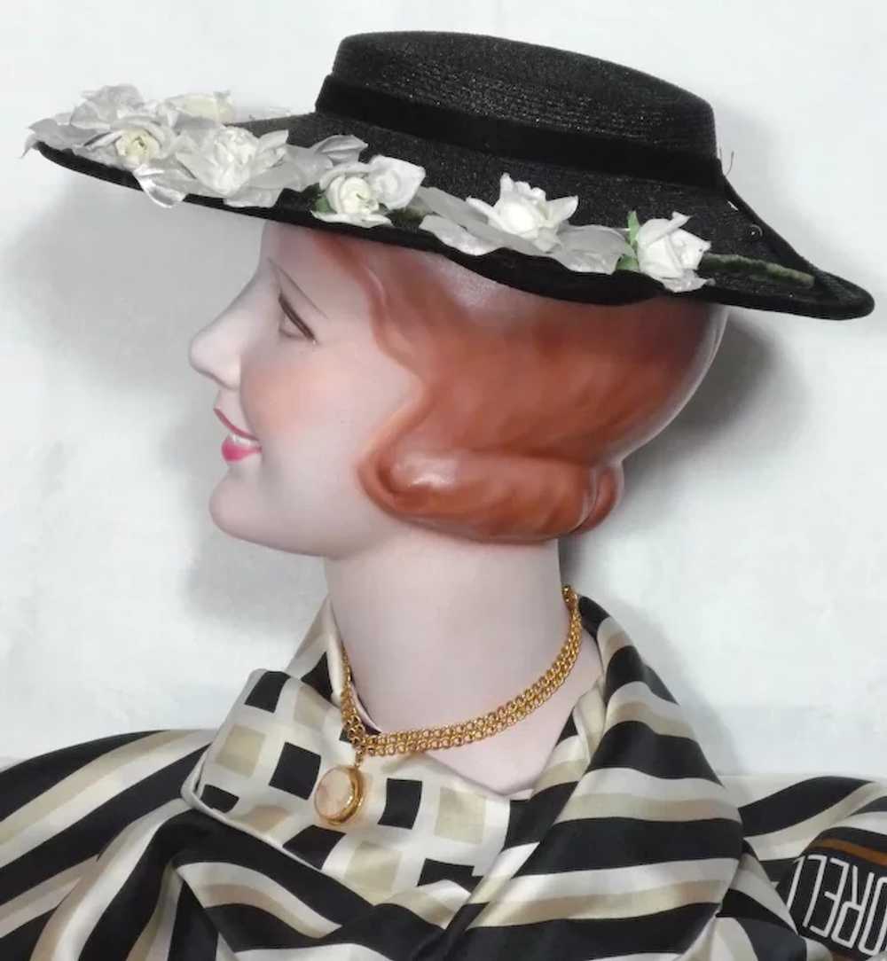 Vintage 1950s Black Straw Cartwheel Hat With Whit… - image 2