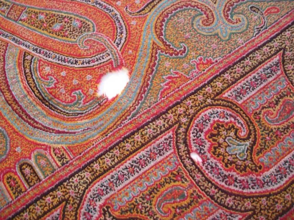 Antique Victorian Paisley Shawl - Fine Weave - 72… - image 4