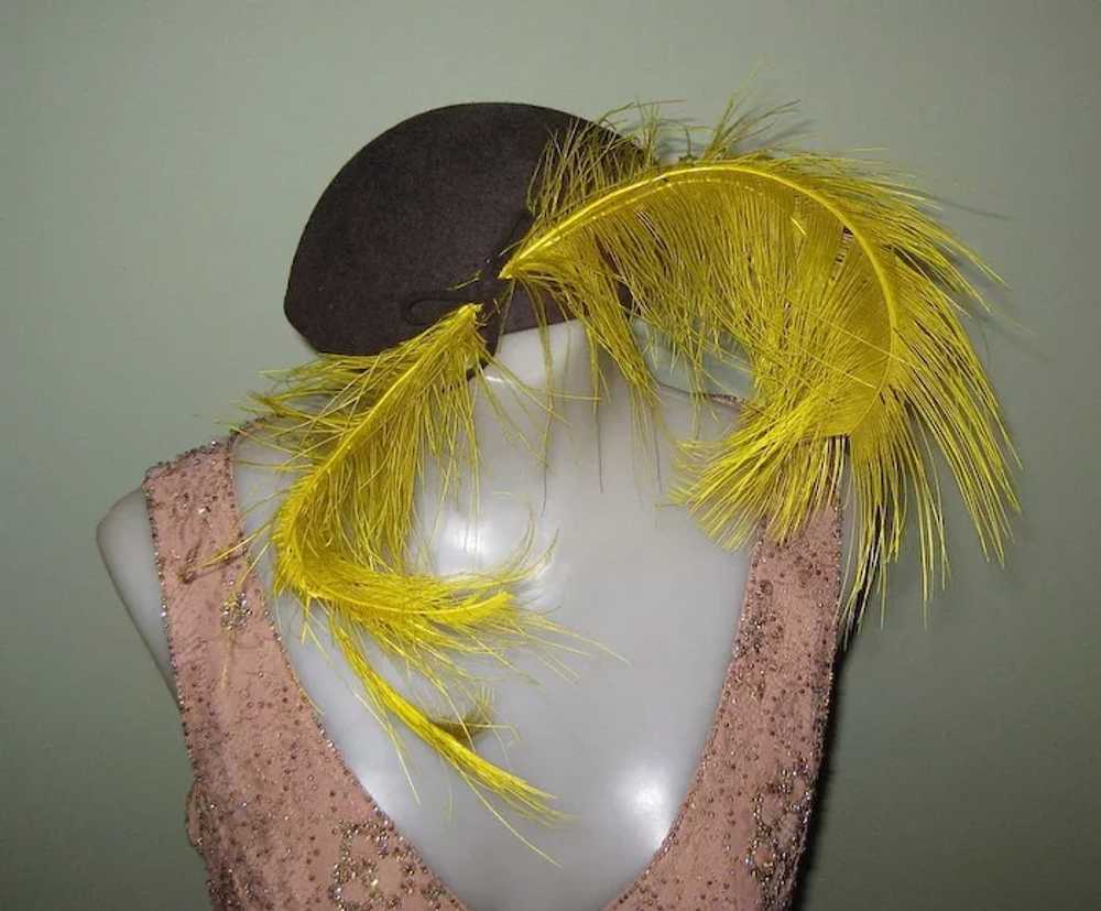 1920's Skull Cap / Hat Ostrich Feather Fascinator - image 4