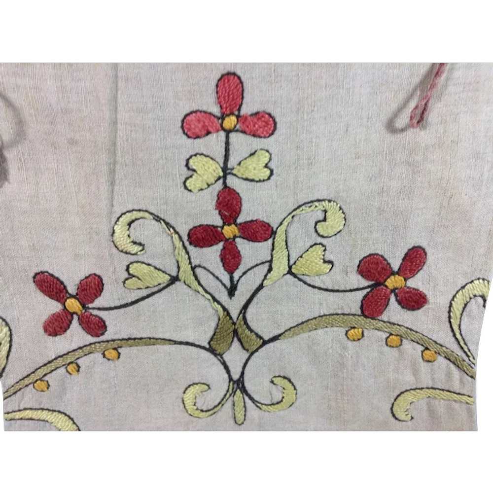 Vintage Hand Embroidered Linen Bag - image 1