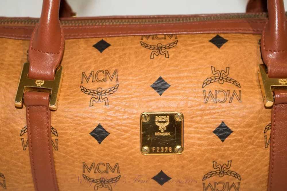 Vintage MCM Barrel Handbag from the Original Vise… - image 6