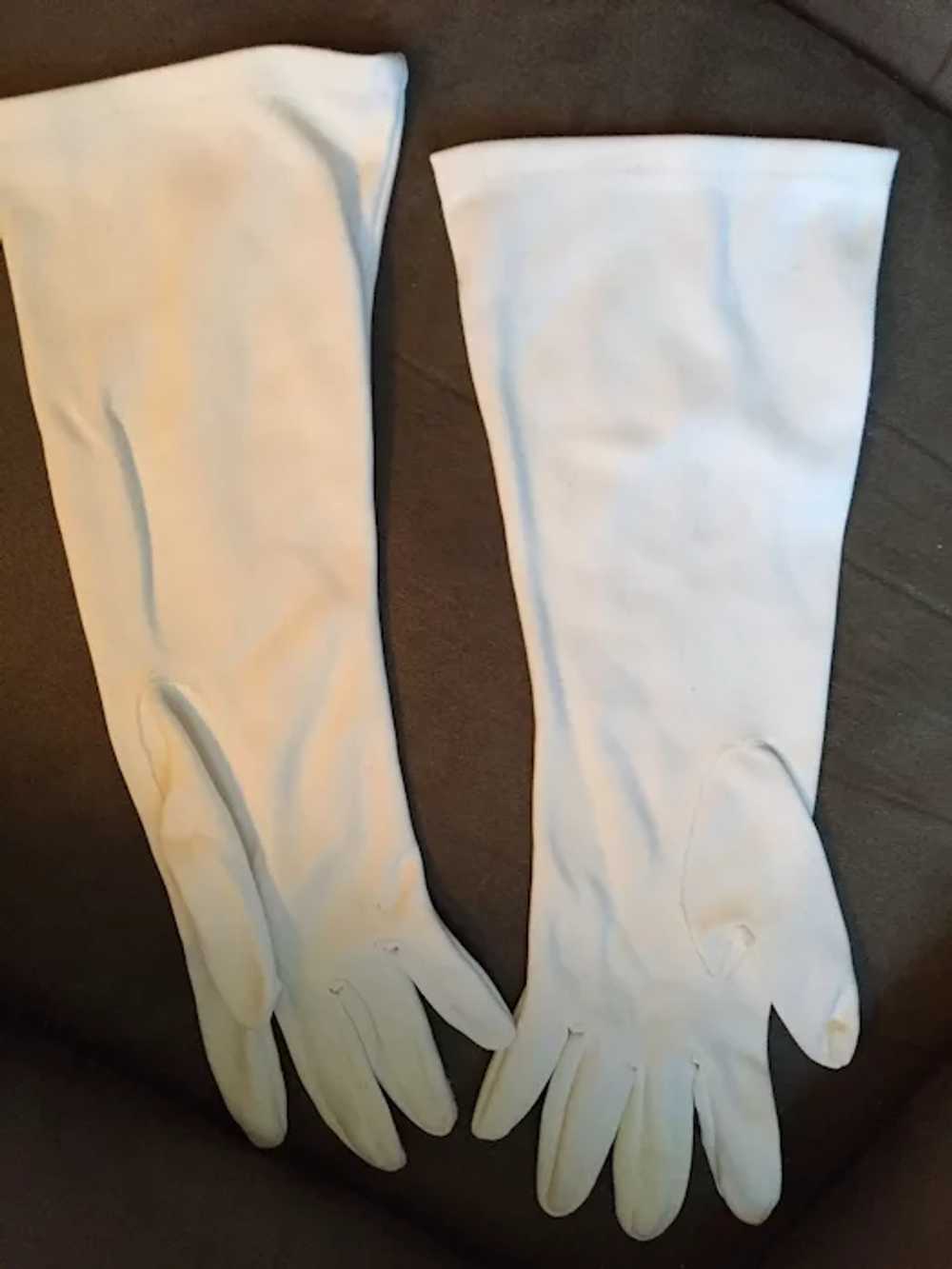 1950s- 60s White Nylon Gloves with White Embroide… - image 3