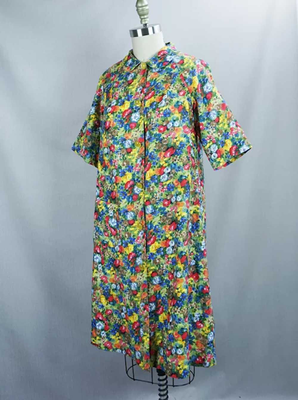70s Bright Multi-Colored Floral Robe Housecoat by… - image 3