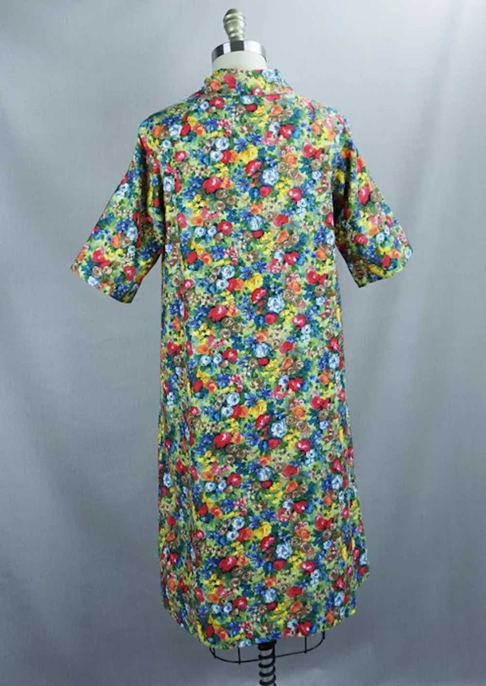 70s Bright Multi-Colored Floral Robe Housecoat by… - image 4