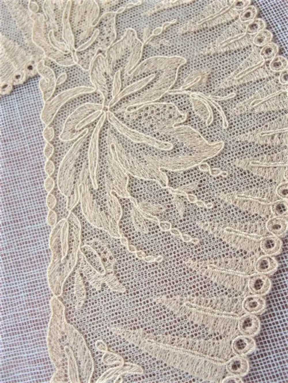 1920s Antique DECO French Tulle Netted Embroidere… - image 3