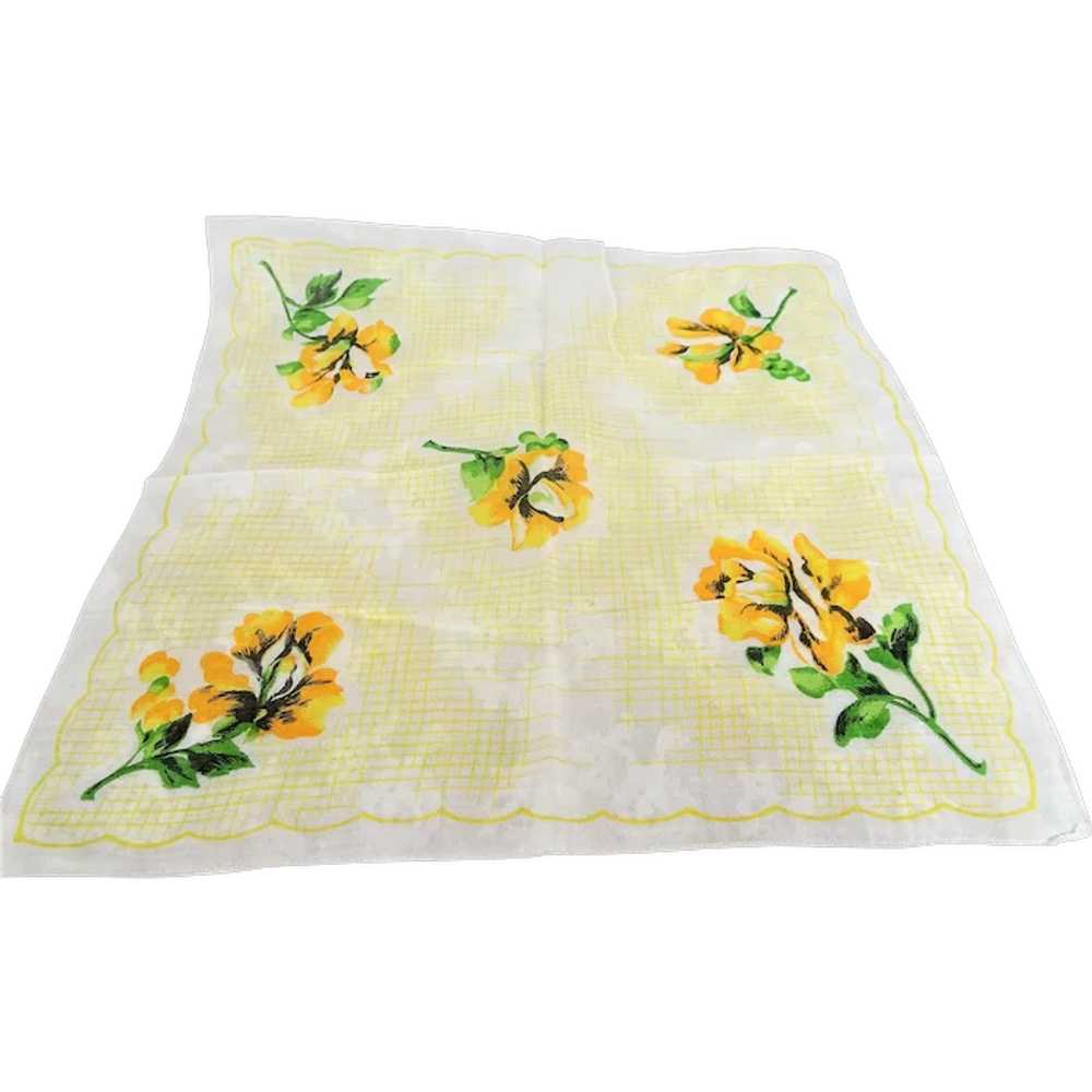 LOVELY Vintage Printed Floral Hanky, Yellow Flowe… - image 1