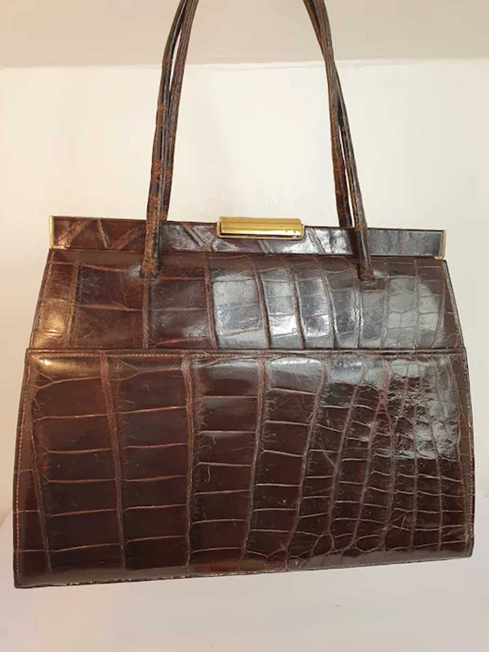 Large vintage 1950s classic glossy brown crocodil… - image 2