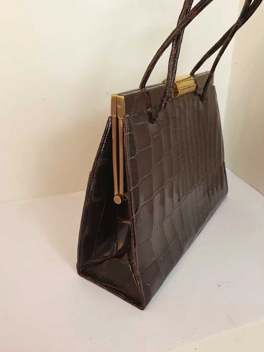 Large vintage 1950s classic glossy brown crocodil… - image 4