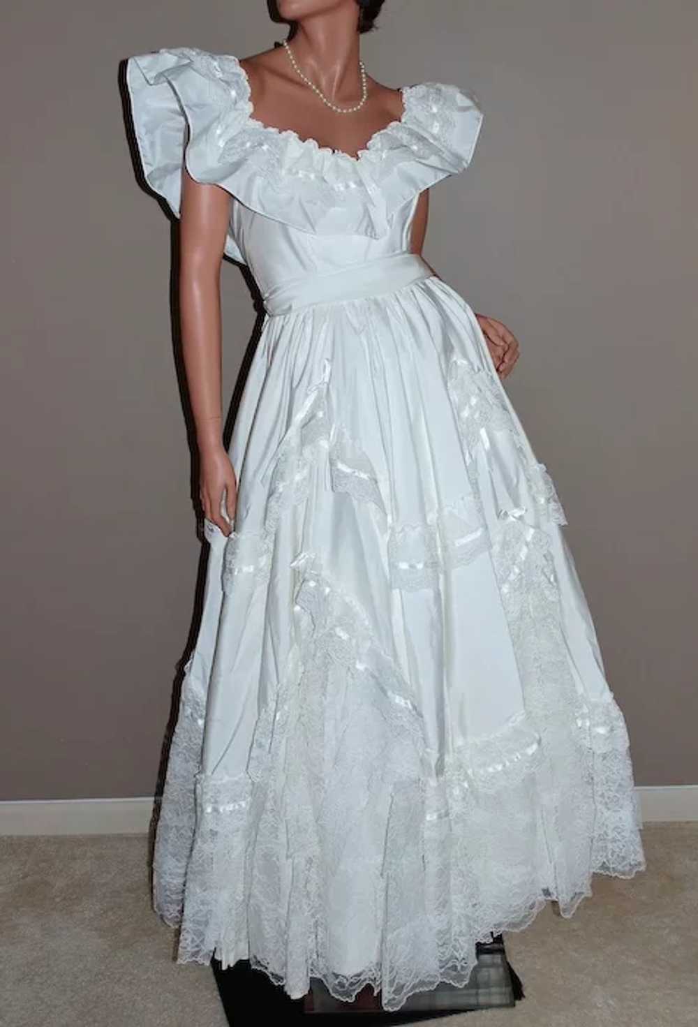 Circa 1970s Alfred Angelo ~ ILGWU '50s Style Brid… - image 3