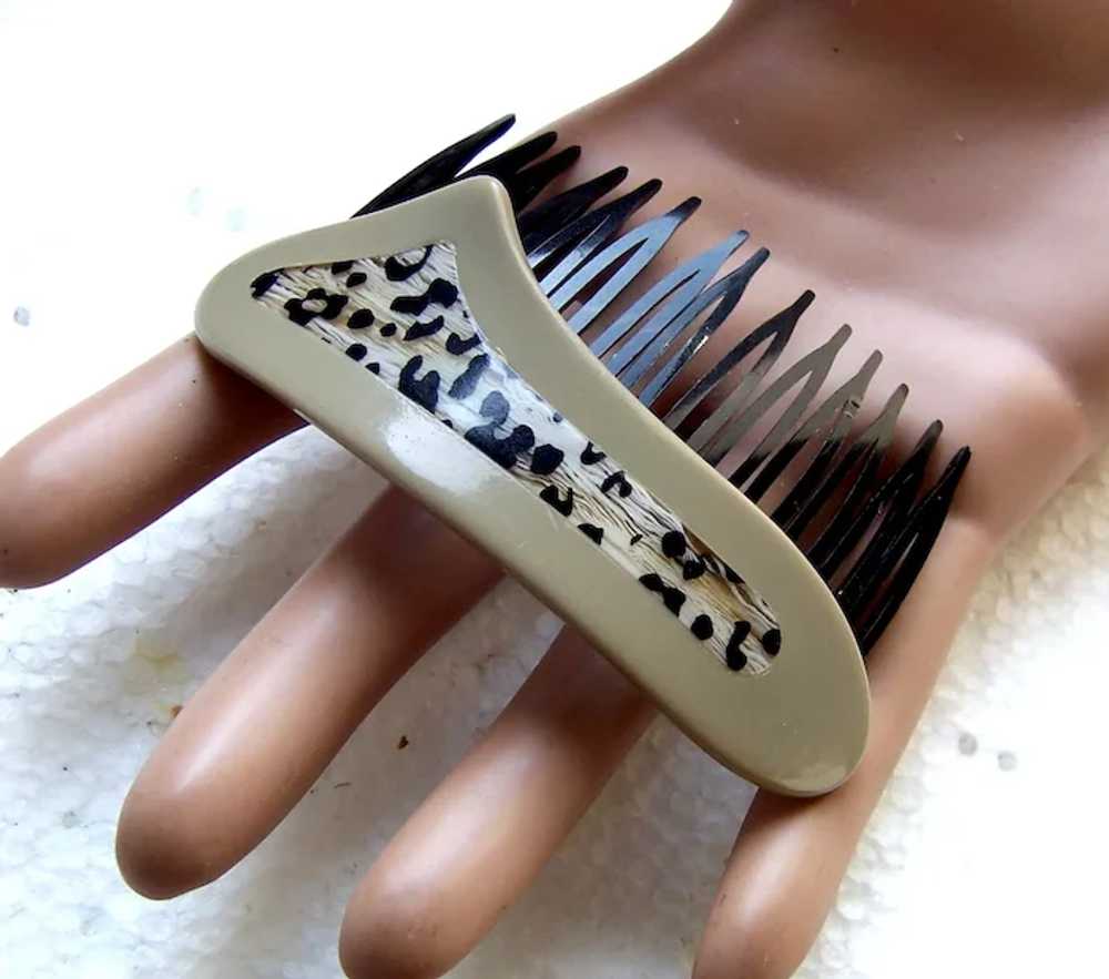 Five animal print hair combs 1980s vintage hair a… - image 6