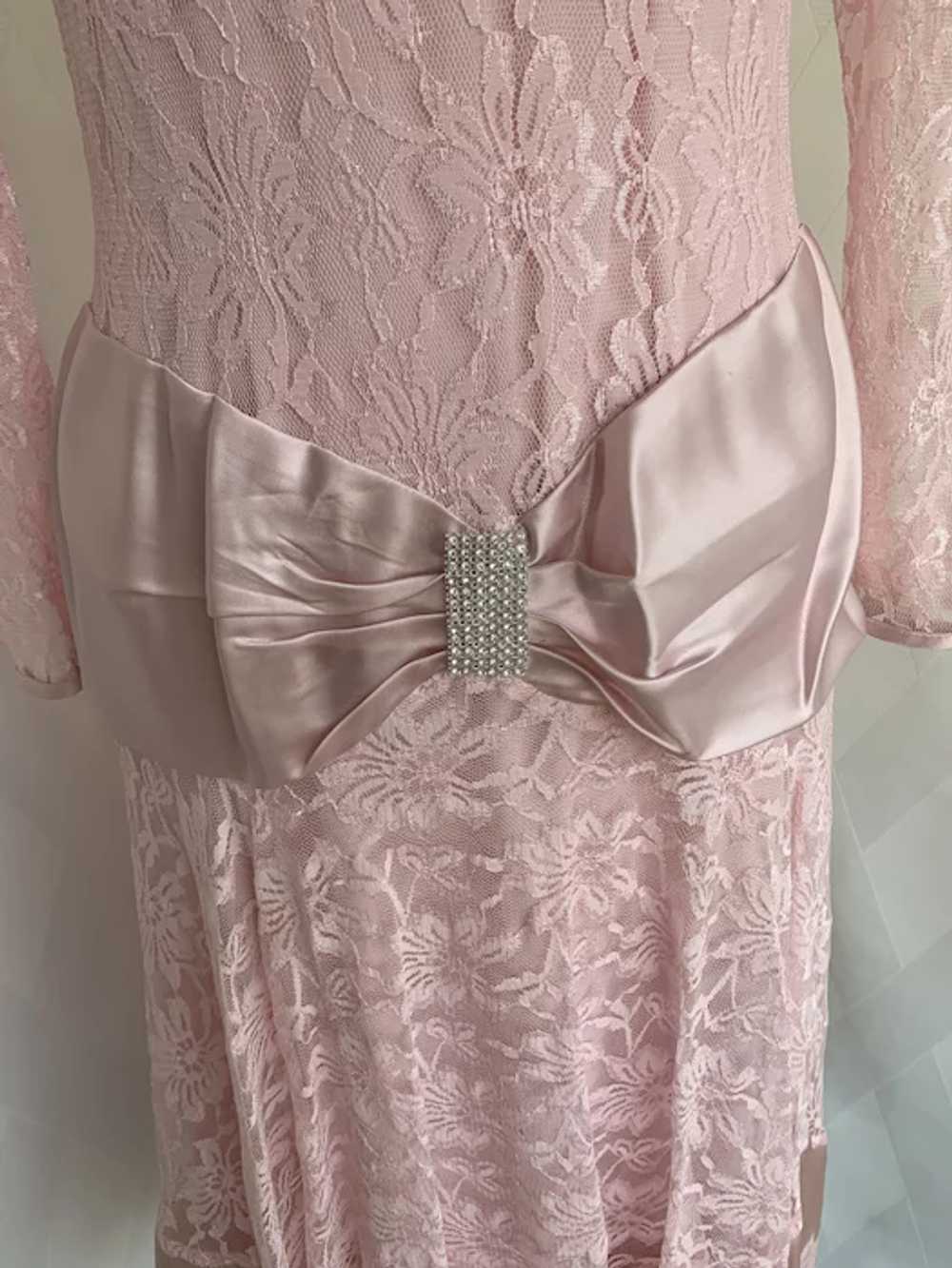 1990s does 20s Pink Lace Drop Waist Dress - image 6