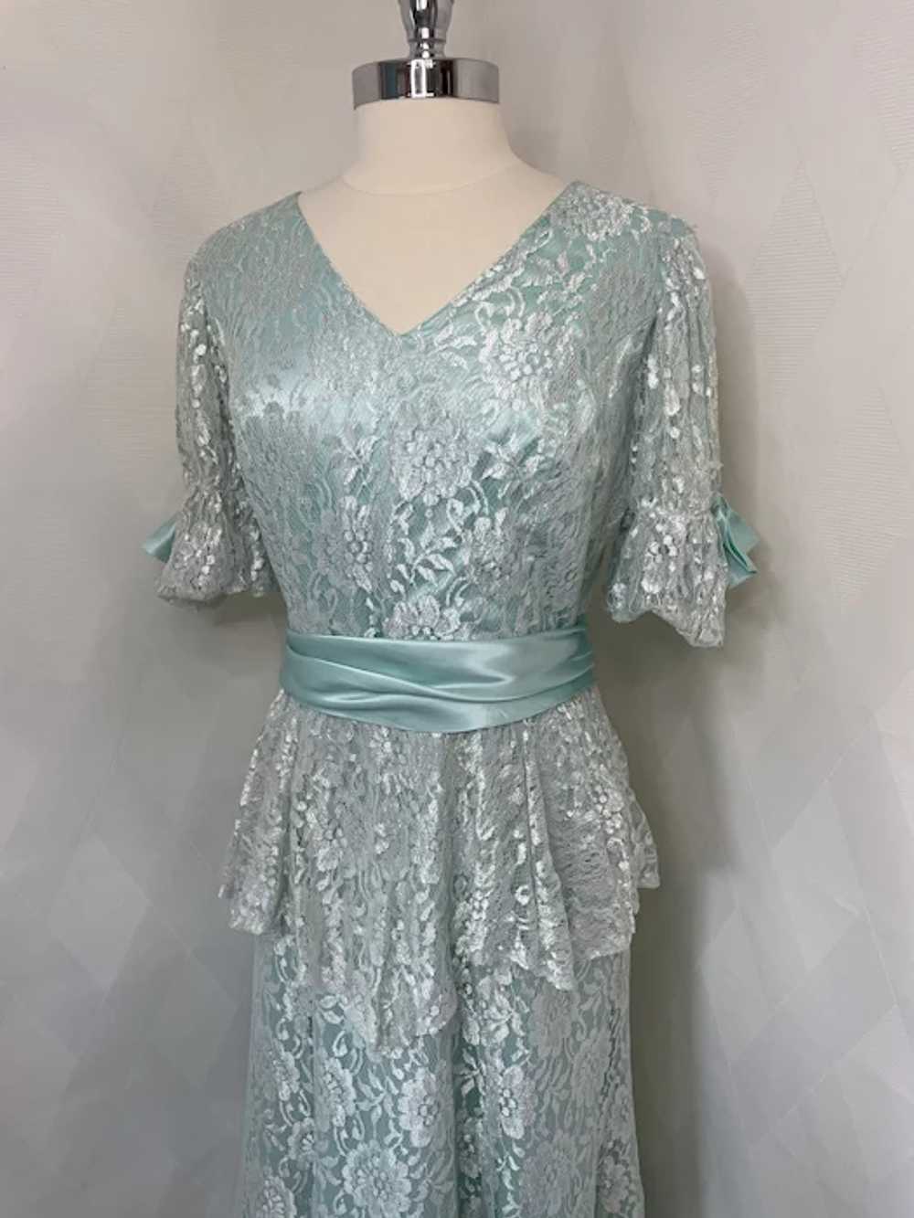 Vintage 1970s Seafoam Blue Satin and Lace Tiered … - image 3