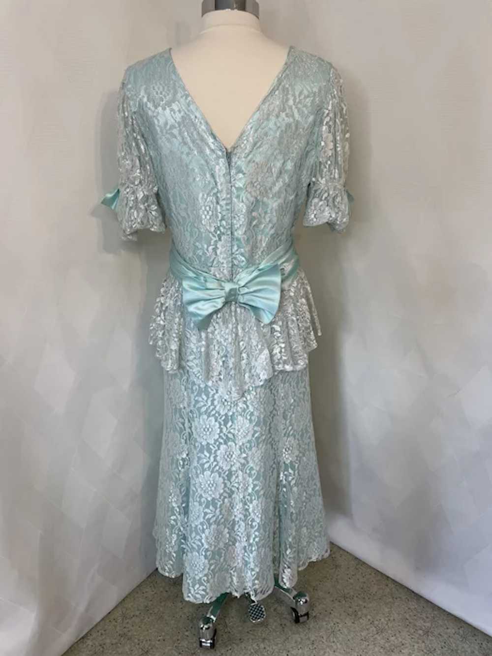 Vintage 1970s Seafoam Blue Satin and Lace Tiered … - image 7