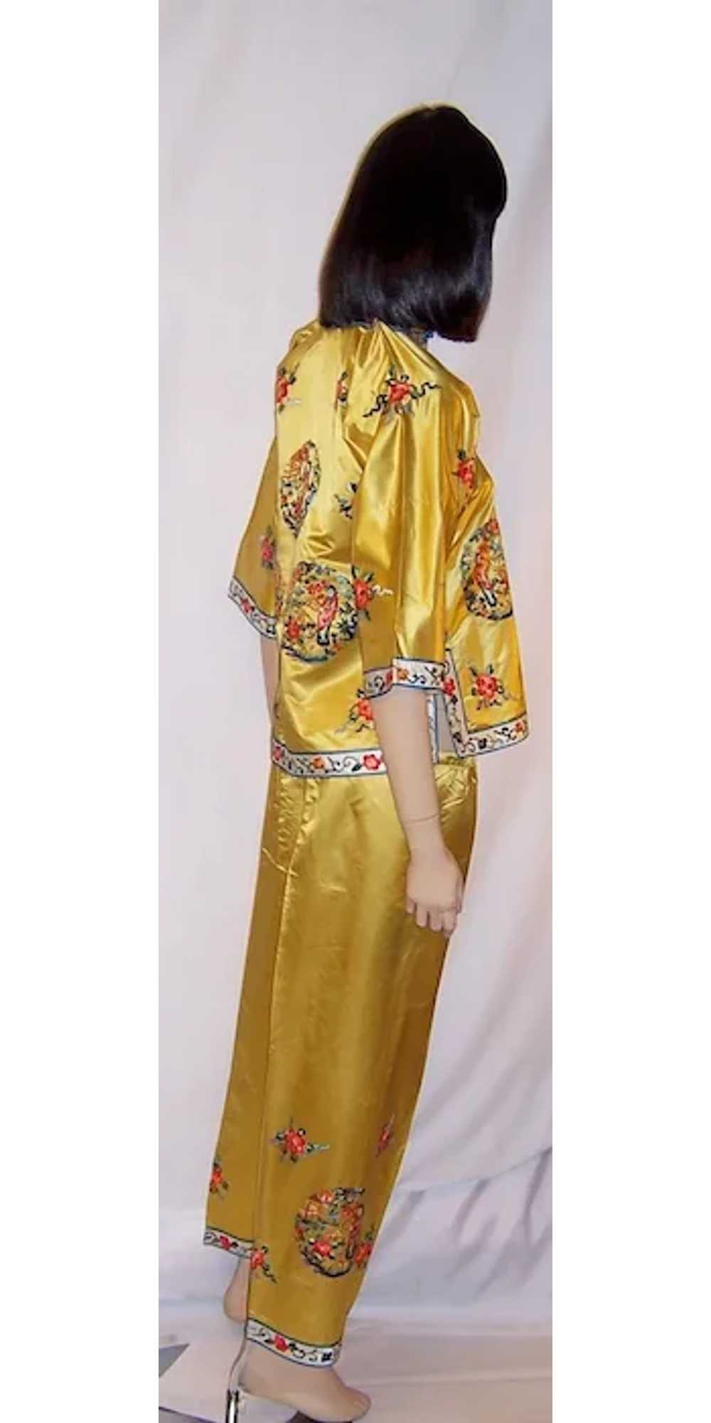 1960's Vintage Chinese Silk Hand-Embroidered Jack… - image 2