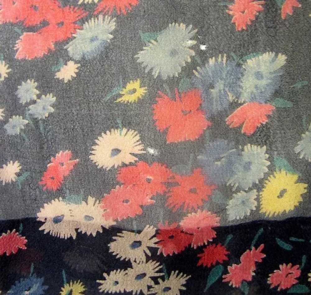 Late 1930's-Early 1940's Floral Printed Navy Chif… - image 7