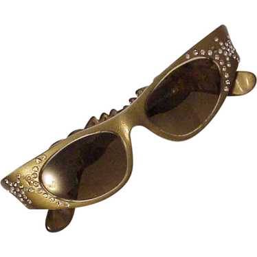 Italian Rhinestone Cat Eye Sunglasses - C. 1960