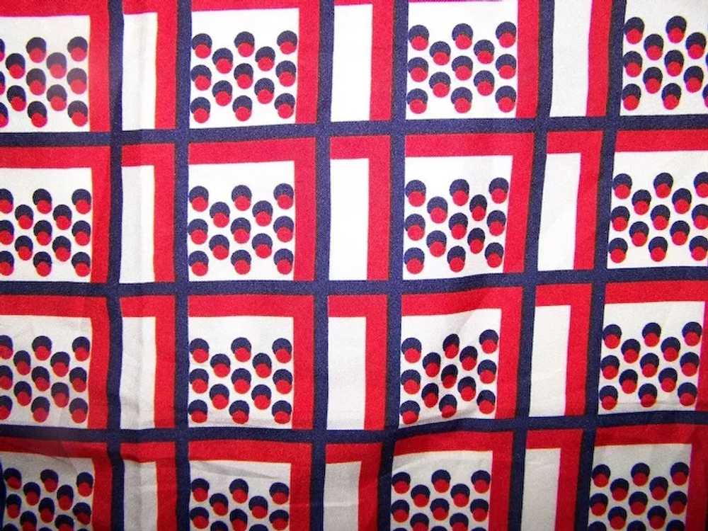 A Lovely Vintage Patriotic Red White and Blue Des… - image 3