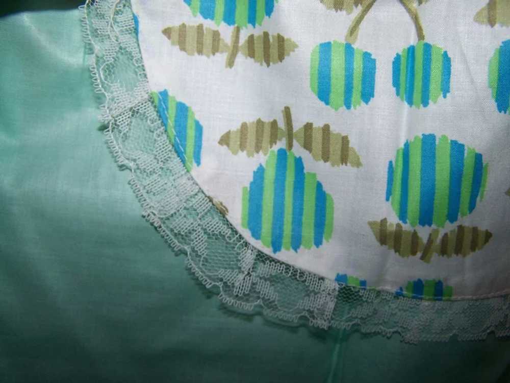 Lovely Vintage Retro Era Aqua Apron For All Your … - image 5