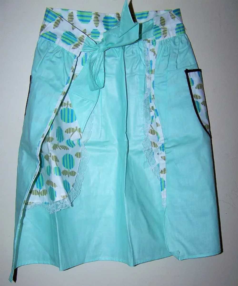 Lovely Vintage Retro Era Aqua Apron For All Your … - image 7