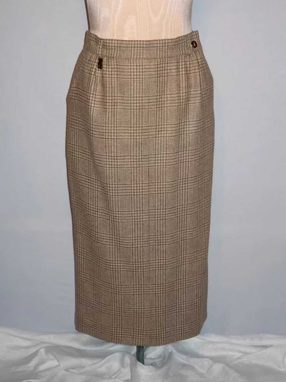 Vintage Late 1970s  Early 1980s  Burberrys 2pc  L… - image 5