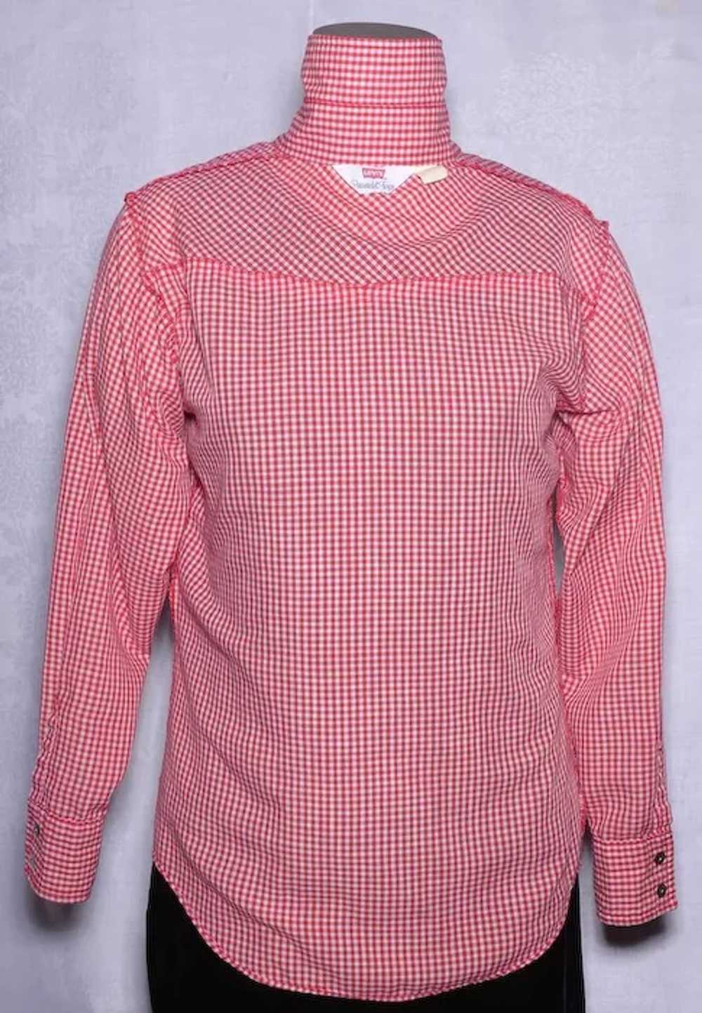 Vintage 1970s Levis Panatela Tops Shirt Red and W… - image 5