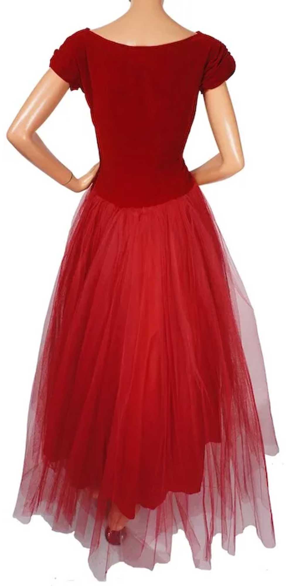 Vintage 1950s Red Tulle Ball Gown Prom Dress Size… - image 3
