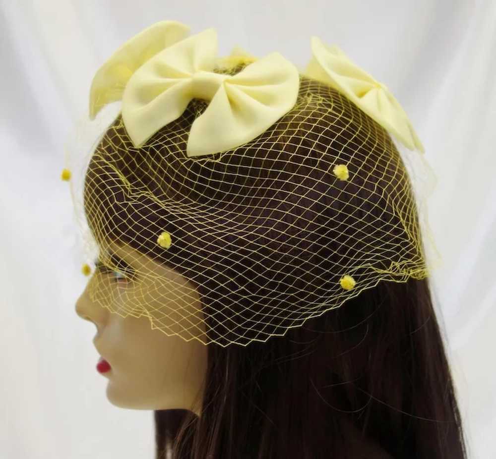 Vintage 1950's Yellow Whimsy or Church Hat - image 3