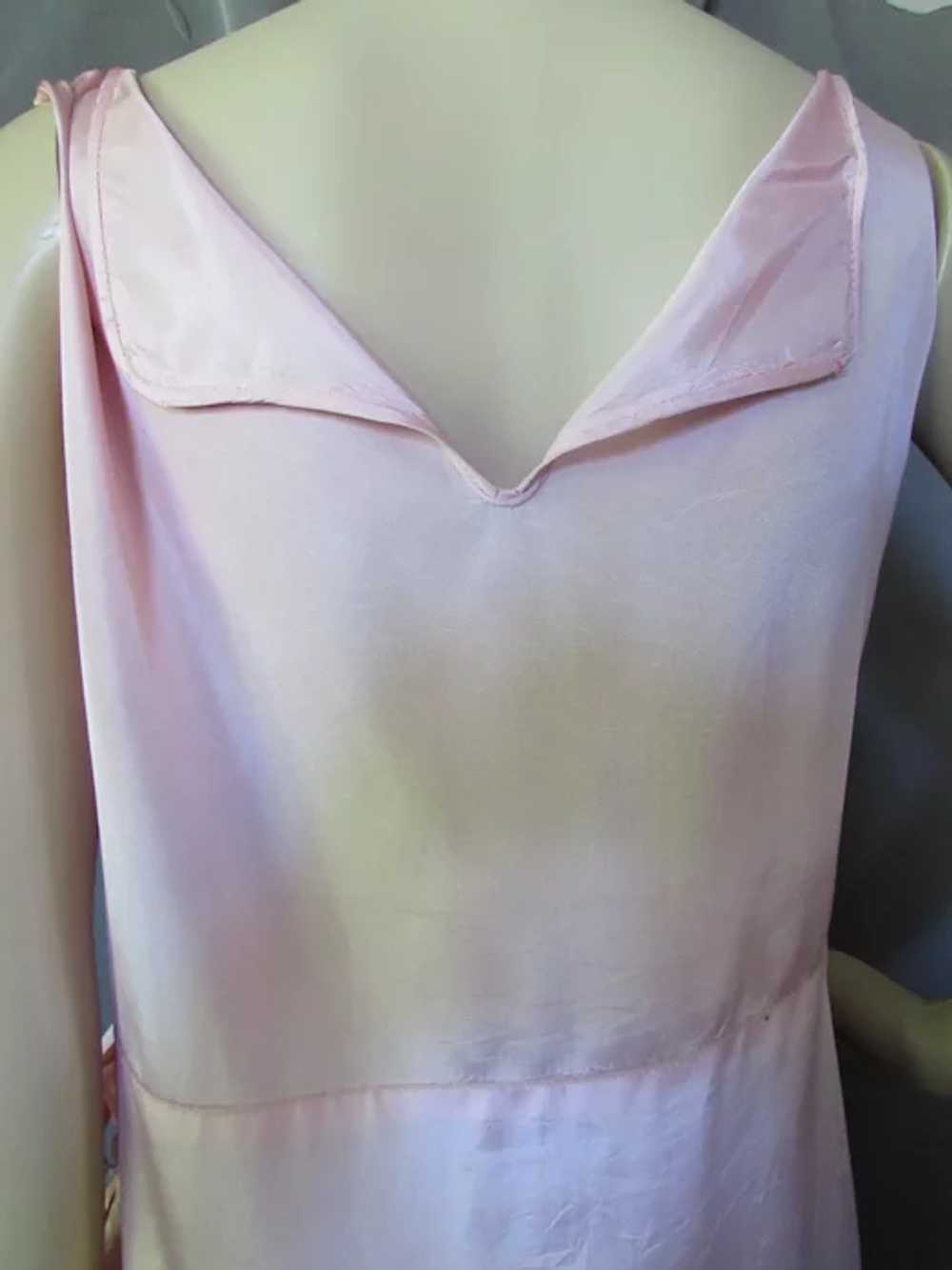 Gorgeous 1930 Era Dress Deco Style in Peony Pink … - image 6