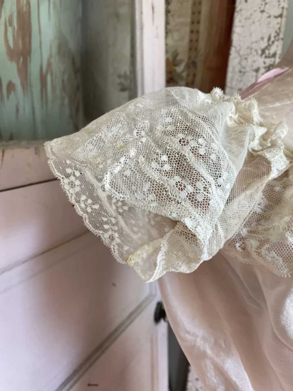 Gorgeous Antique Edwardian Ice Pink Silk and Lace… - image 12