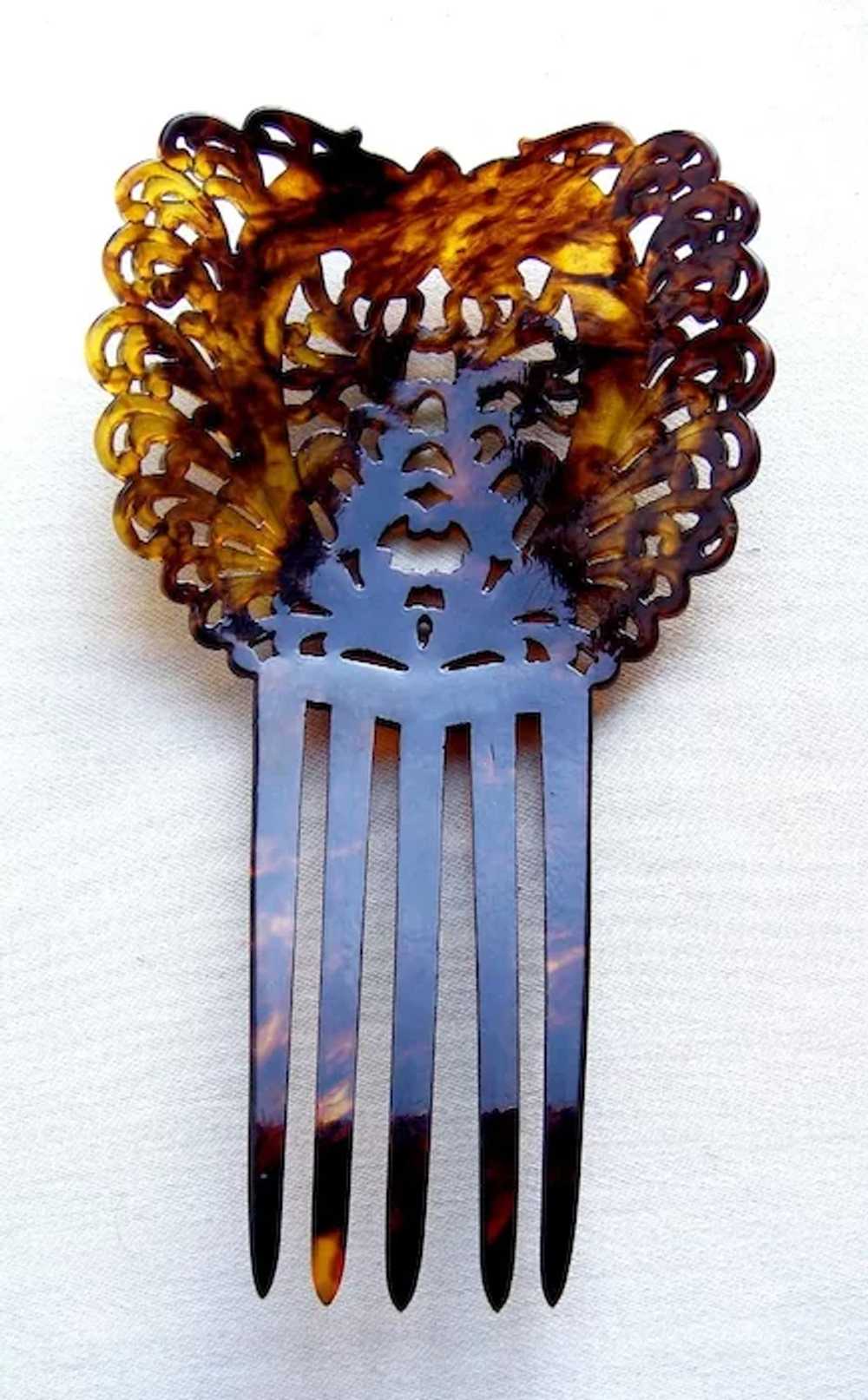 Late Victorian Spanish style hair comb with carve… - image 5