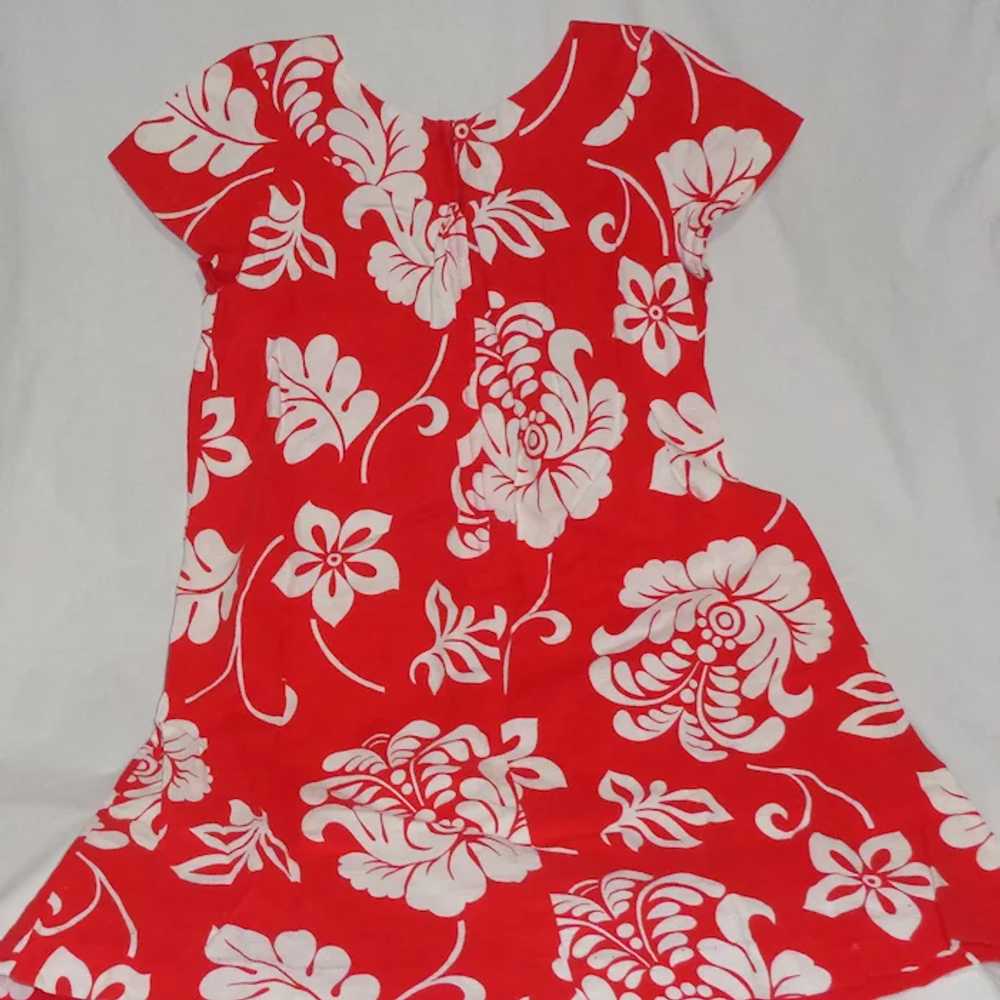 Made in Hawaii Dress Bright White Floral over Red - image 2