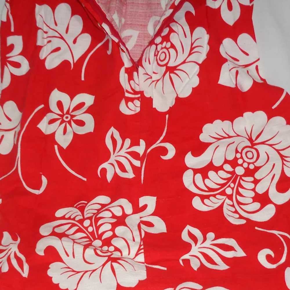 Made in Hawaii Dress Bright White Floral over Red - image 5