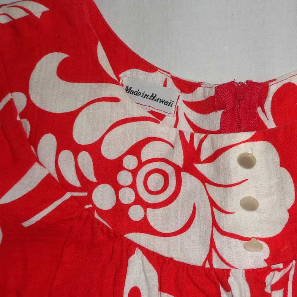 Made in Hawaii Dress Bright White Floral over Red - image 6