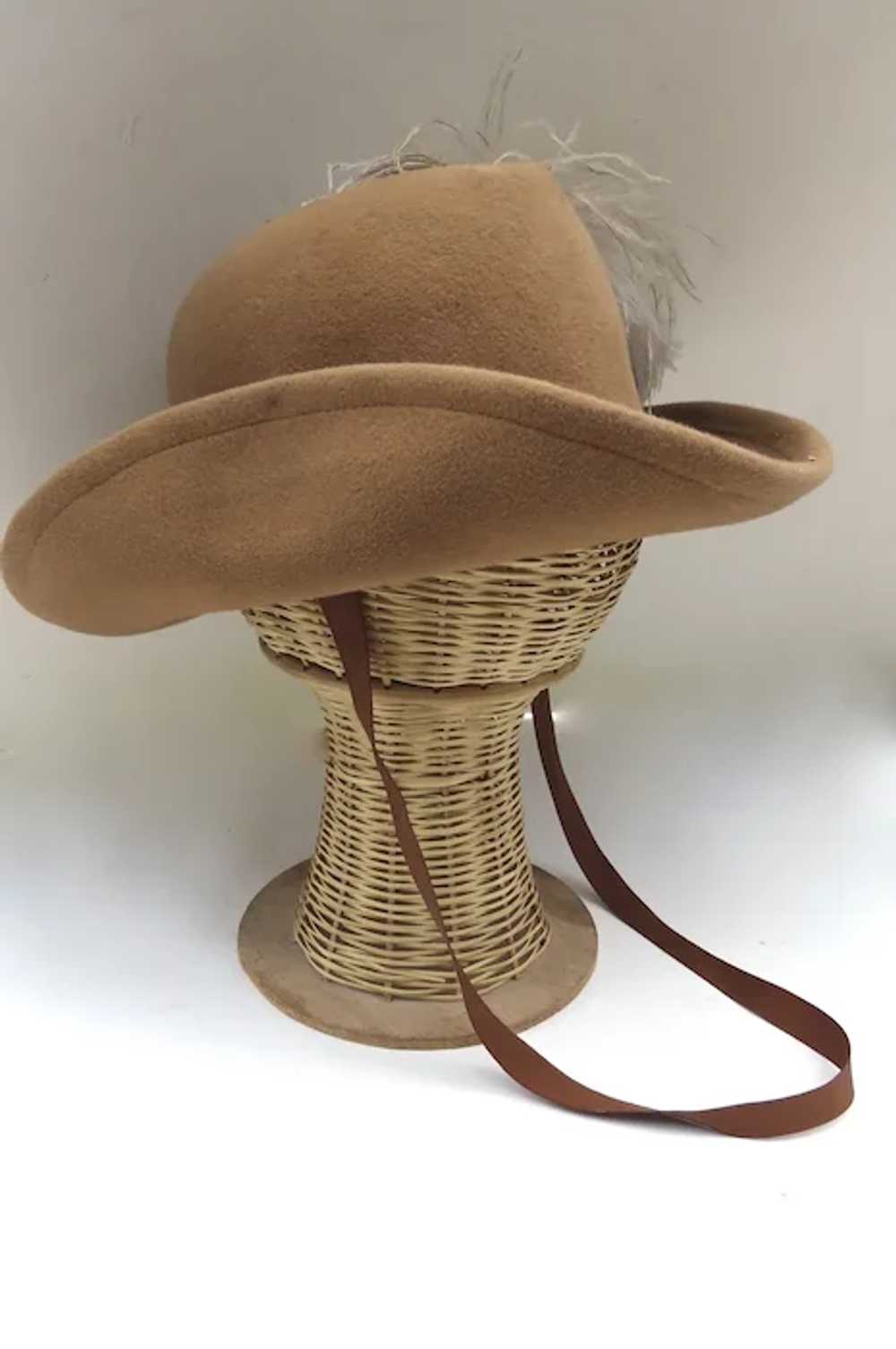 Vintage Marshall Fields Hat with Feather Musketee… - image 4