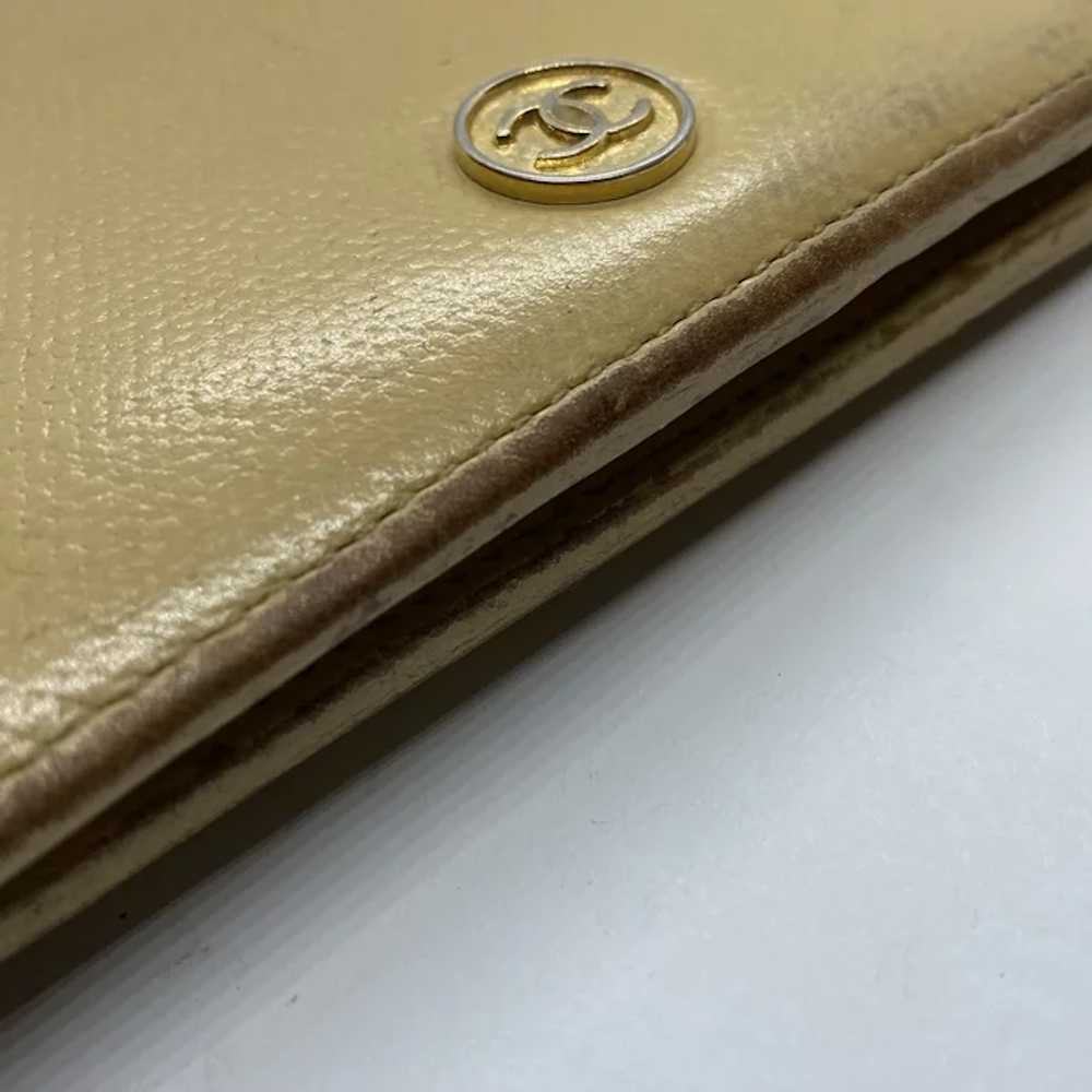 Pre-owned Authentic CHANEL Tan / Yellowish Leathe… - image 6