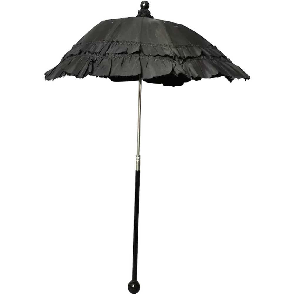 Antique Victorian black silk mourning parasol, extend… - Gem