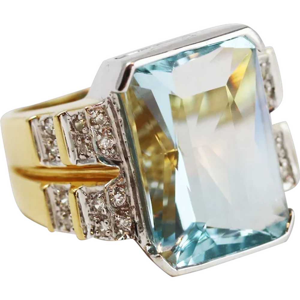 Fine Aquamarine & Diamond Statement Ring in 18k Y… - image 1