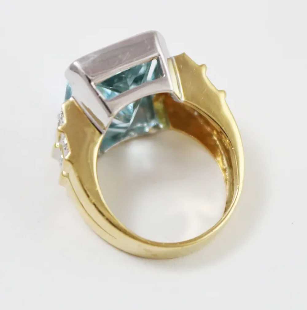 Fine Aquamarine & Diamond Statement Ring in 18k Y… - image 4