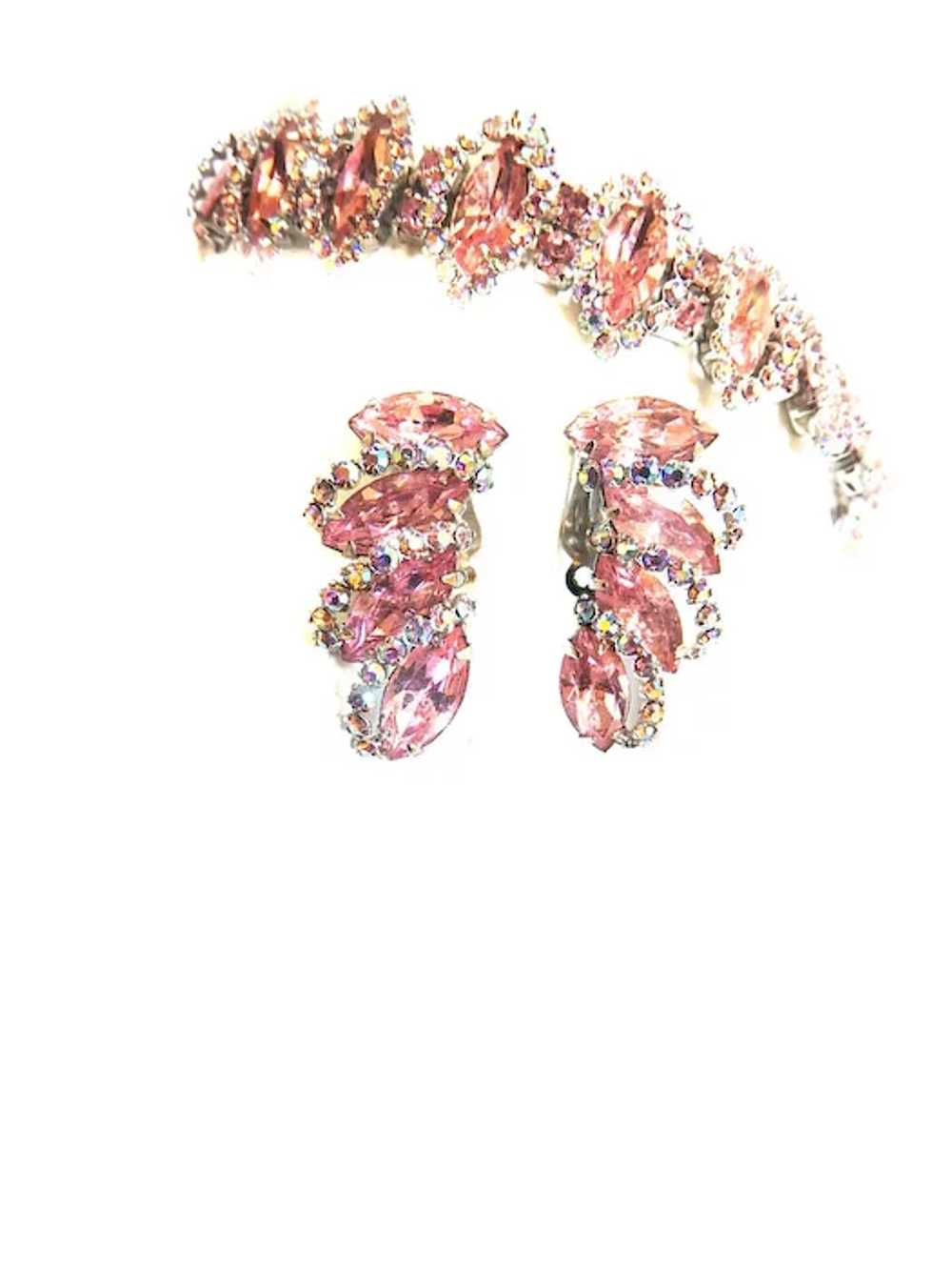 Weiss 1950s Pretty in Pink Bracelet and Earrings - image 3