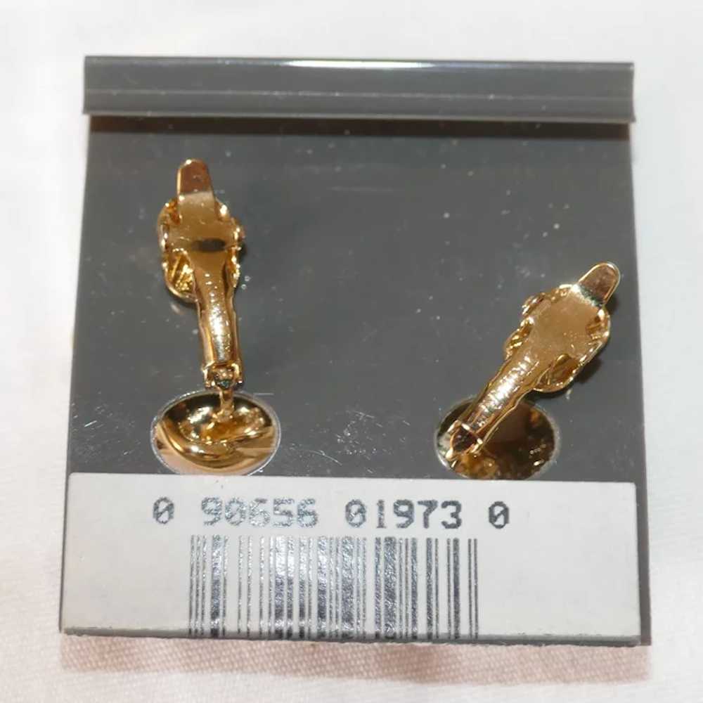 Vintage enamel painted gold-plated comfort clip e… - image 2