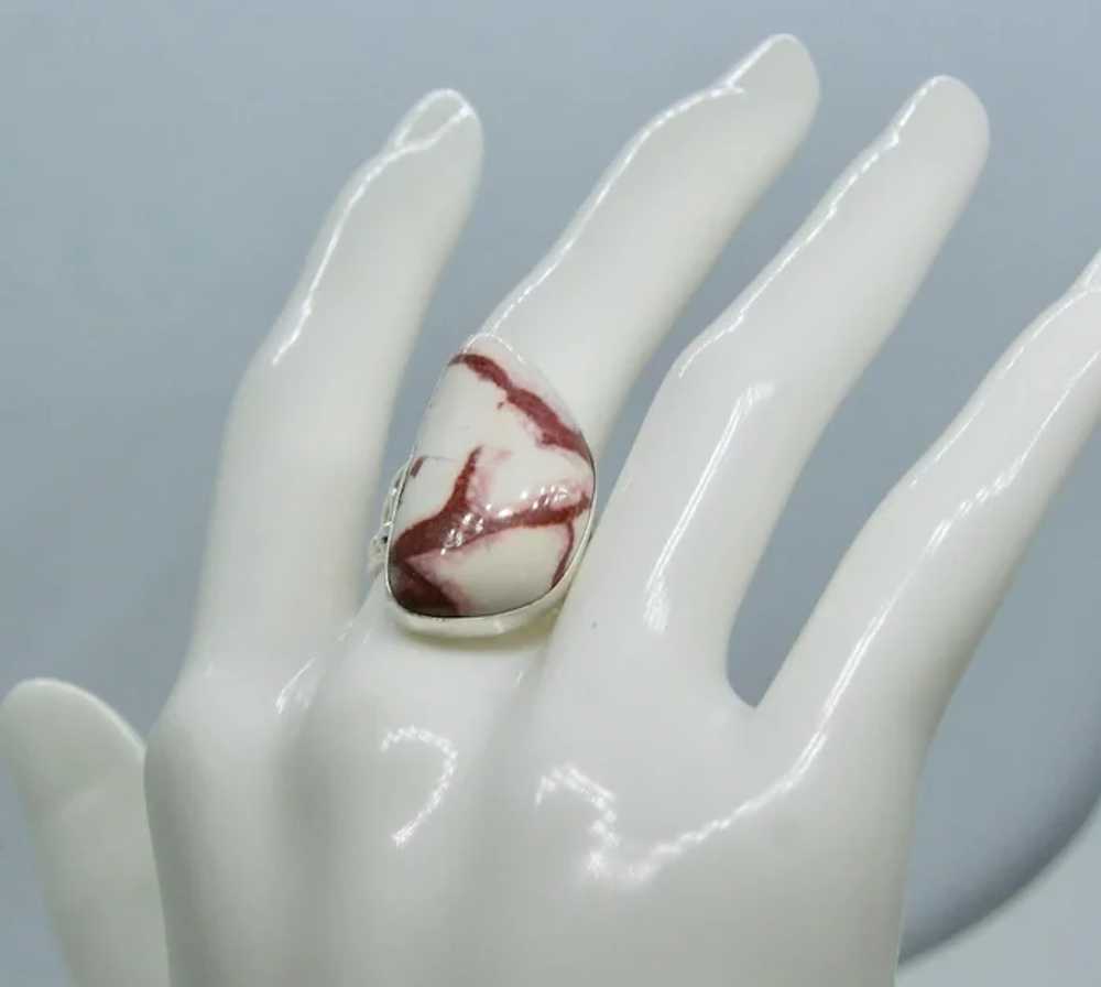 Jay King Red and White Agate Ring- Size 6 - image 6