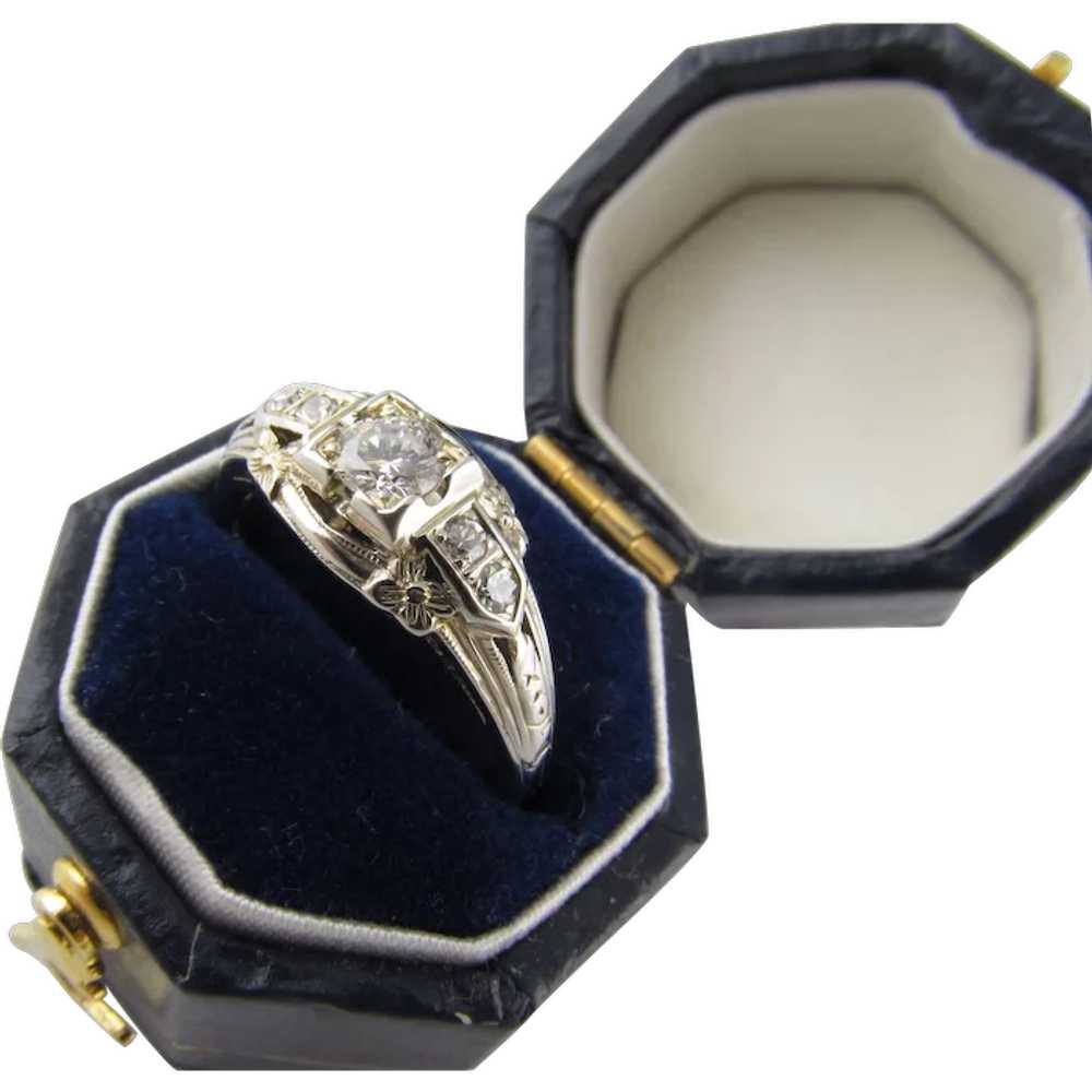 Art Deco Vintage .25 Diamond Ring in 18 Karat Whi… - image 1