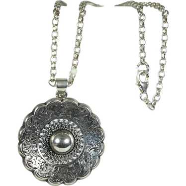 Baby Shield Pendant – DRU.