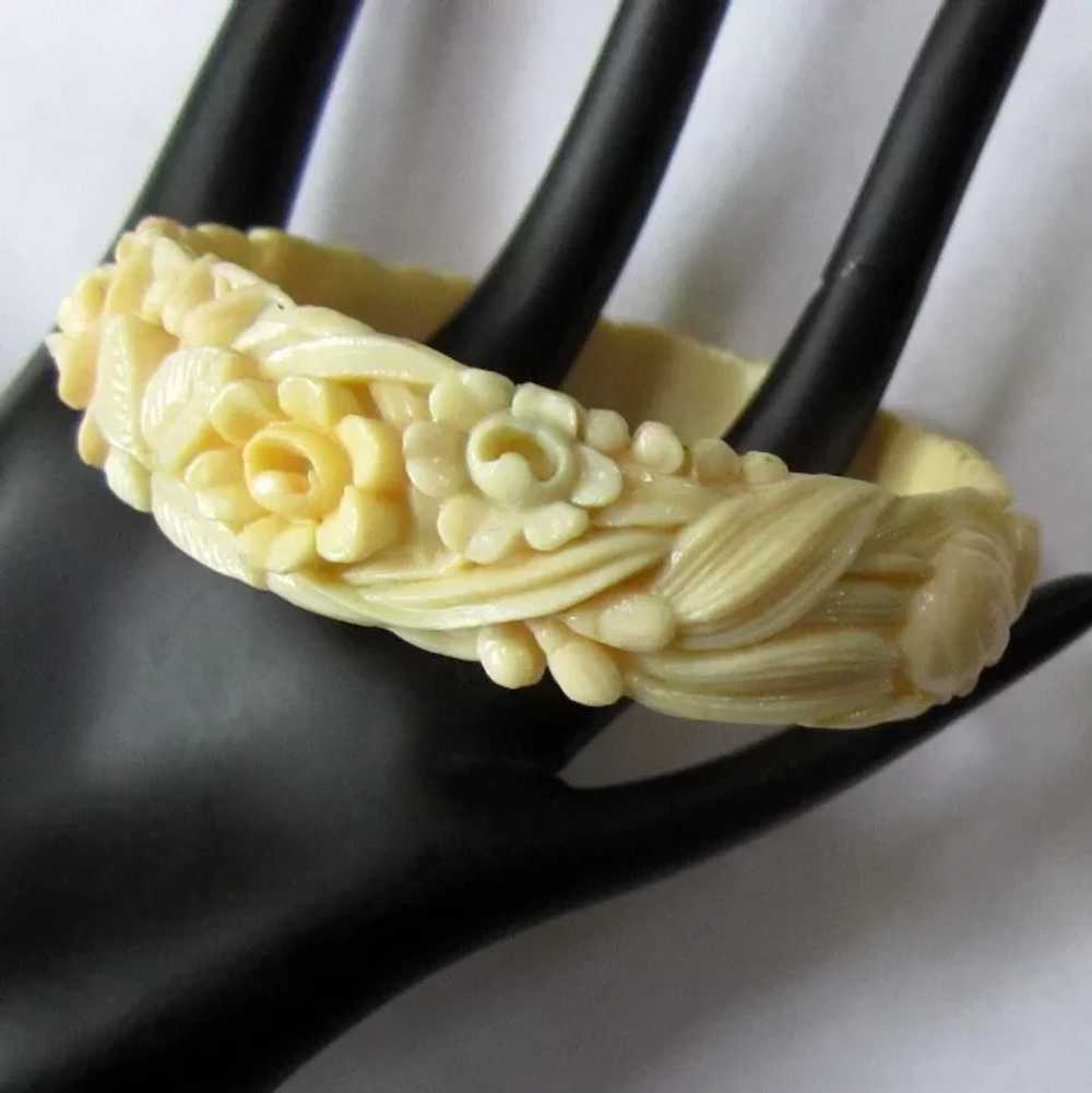 Celluloid Floral Bangle, 30's Painted, Molded Bra… - image 5