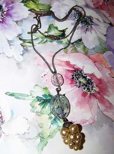 Delicate Vintage Necklace Etched Glass Floral Moti