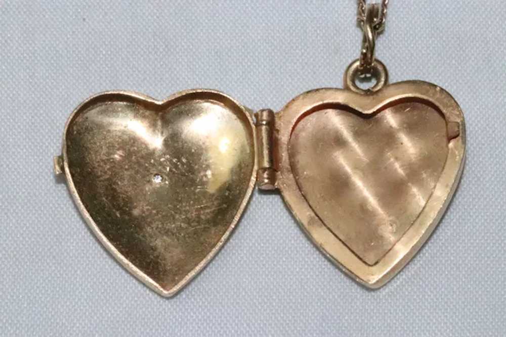 14K Yellow Gold Diamond Florentine Heart Locket N… - image 2