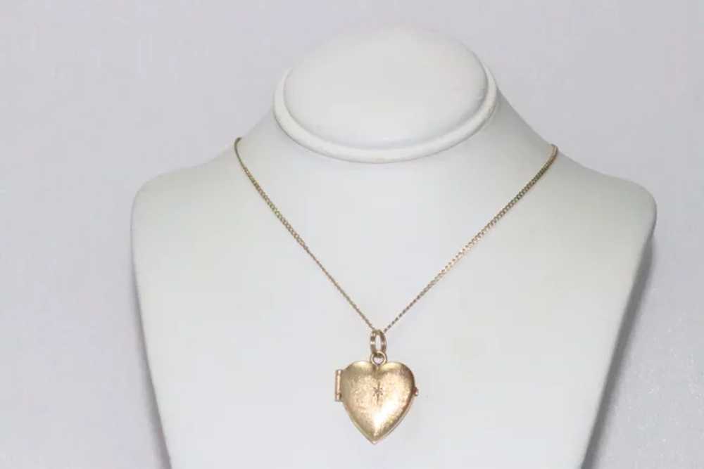 14K Yellow Gold Diamond Florentine Heart Locket N… - image 3