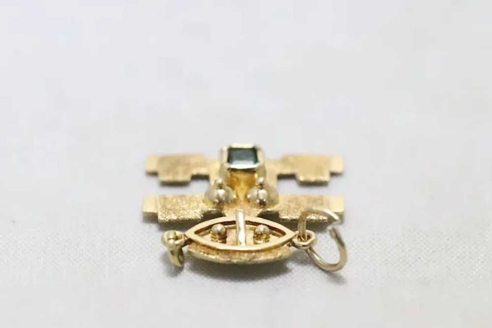 Vintage 14K Gold Emerald Robot Charm - image 4