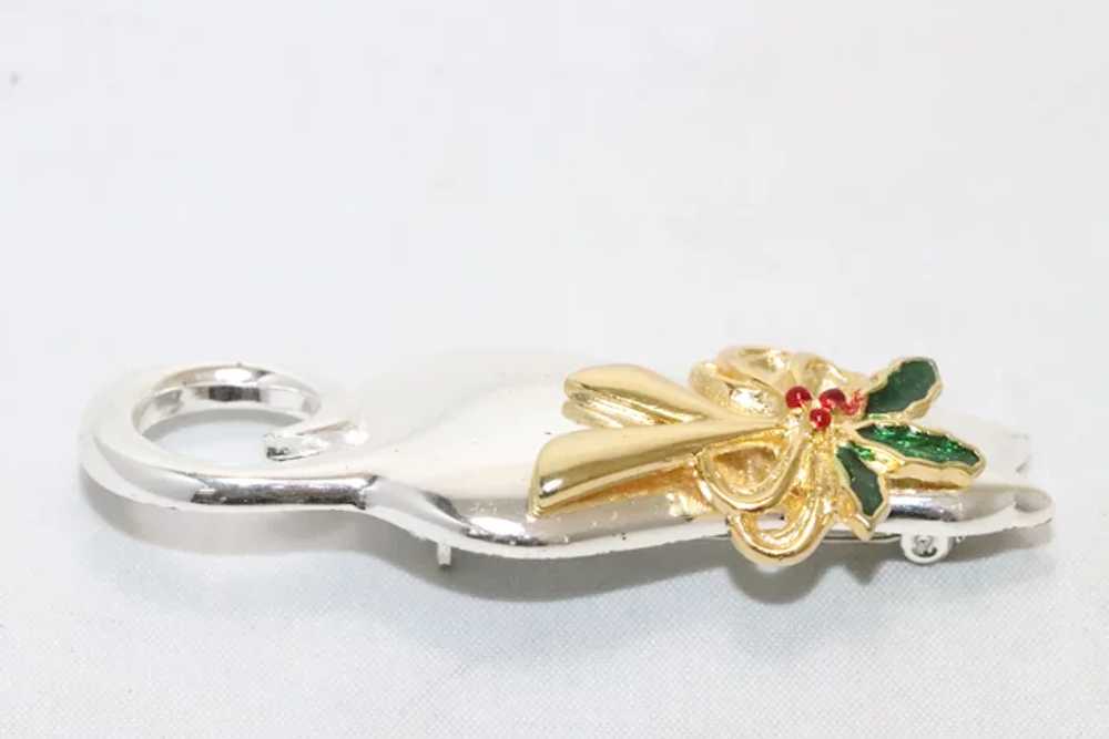 Vintage Mistletoe Cat Brooch - image 3