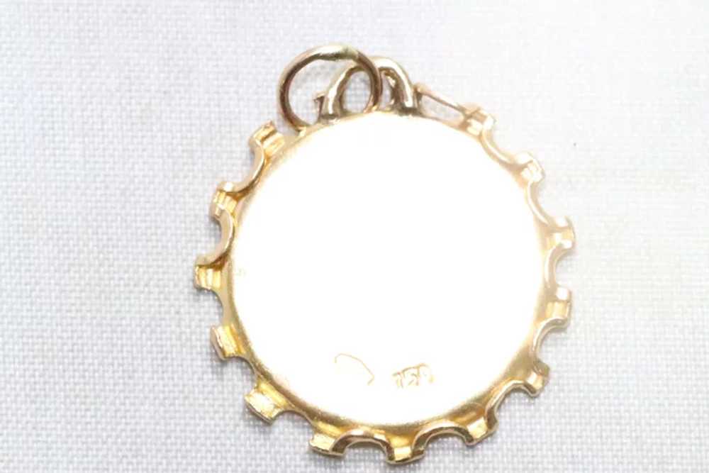 Vintage 18KT Yellow Gold Holy Virgin Mary Medalli… - image 2